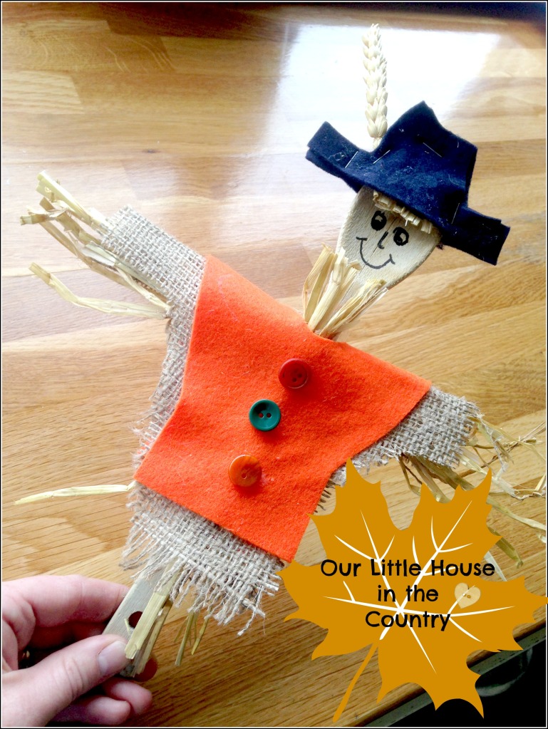 Scarecrow Wooden Spoon Puppets - Autumn / Fall Crafts for Kids - Our Little House in the Country
